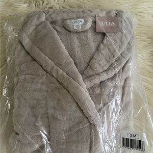 Ulta Beauty Soft Beige Plush Robe